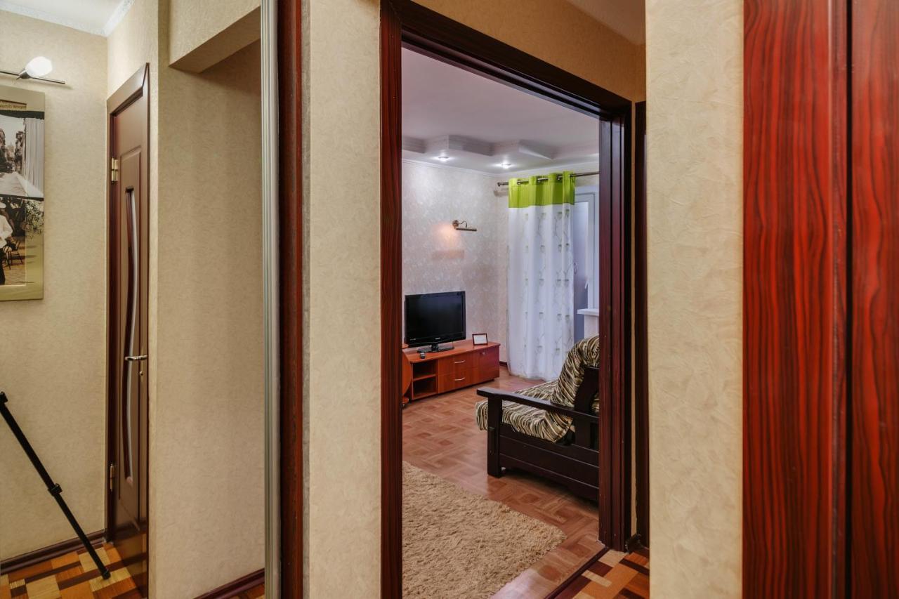 Apartment - Sobornyi Prospect 93 Zaporizhia 外观 照片