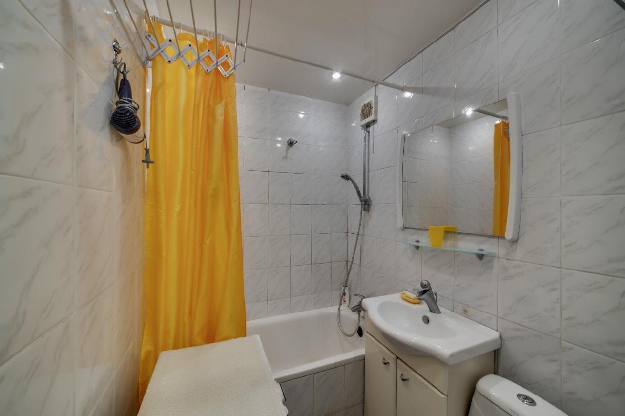 Apartment - Sobornyi Prospect 93 Zaporizhia 外观 照片